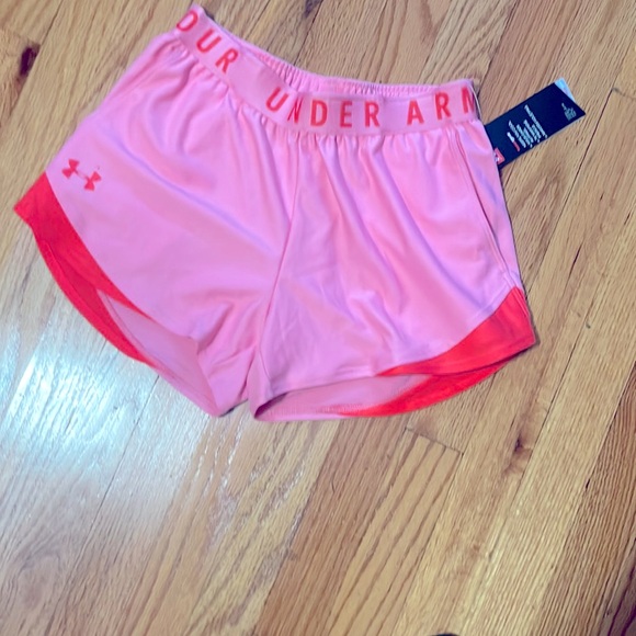 UnderArmour running shorts with pockets - Picture 2 of 4